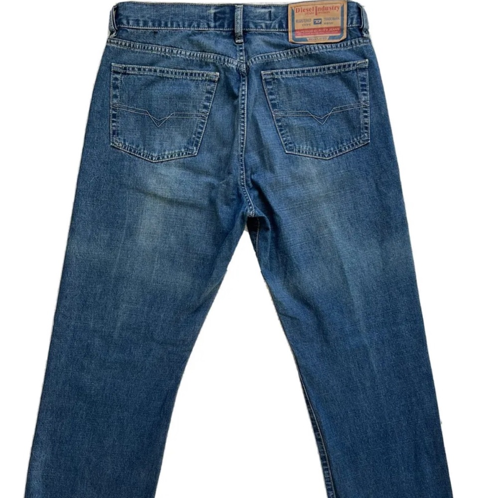 Mens Diesel Industry Blue Denim Jeans Medium Wash Size 32x28.5 - Picture 2 of 12